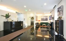 Lazza Hotel